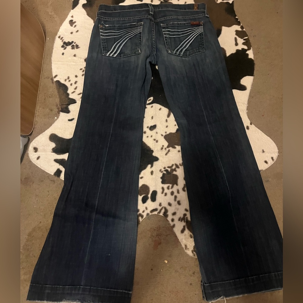 7FMAK JEANS, 27x29, drag damage/strings on the bottom of both legs
